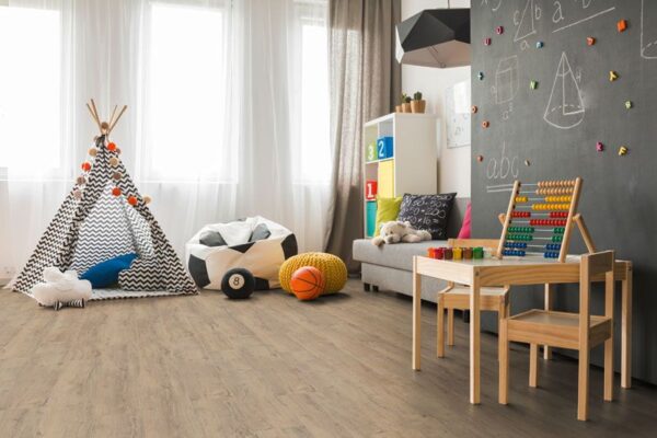 8MM EXCEL 4V AC4 WELSH OAK